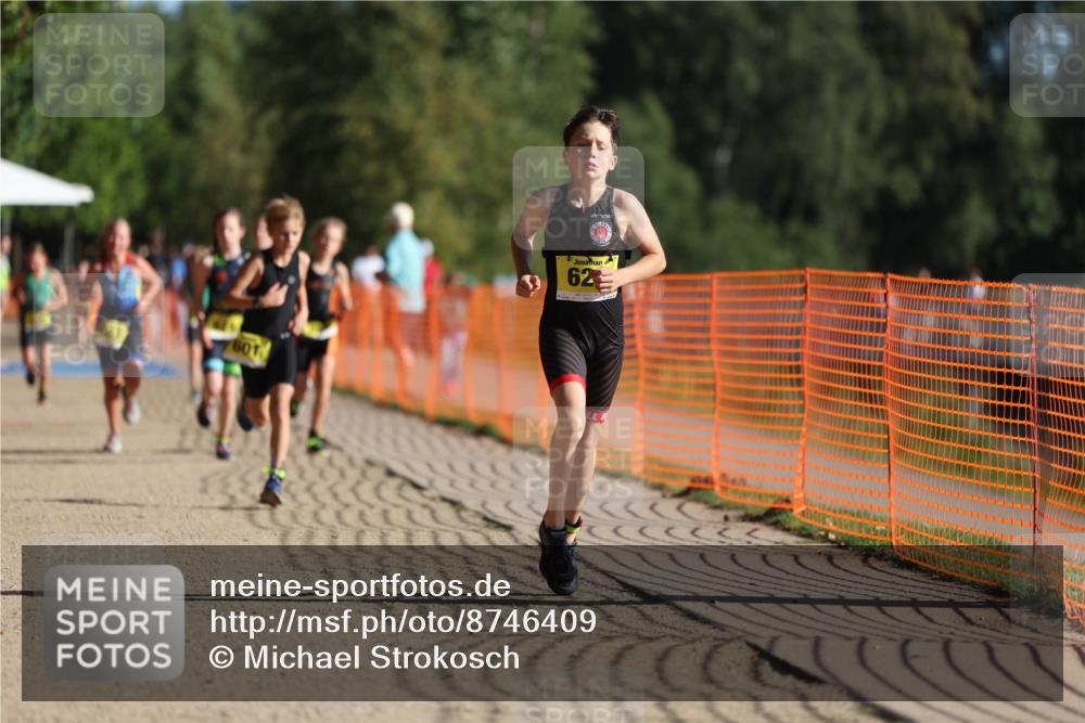 07.09.2025 - 19. Norderstedt Triathlon Michael Strokosch http://msf.ph/oto/8746409 07.09.2025 09:44:31 Laufen 566, 601, 614, 629 meine-sportfotos.de