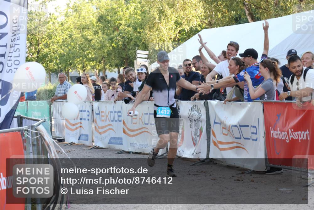 07.09.2025 - 19. Norderstedt Triathlon Luisa Fischer http://msf.ph/oto/8746412 07.09.2025 17:28:48 Ziel 1412 meine-sportfotos.de