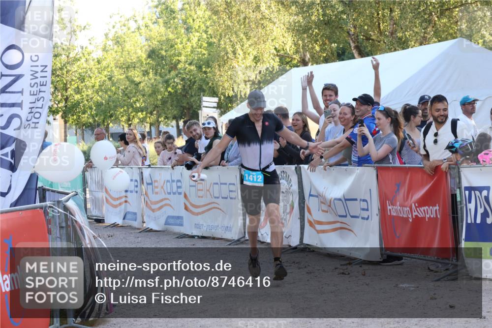 07.09.2025 - 19. Norderstedt Triathlon Luisa Fischer http://msf.ph/oto/8746416 07.09.2025 17:28:48 Ziel 1412 meine-sportfotos.de