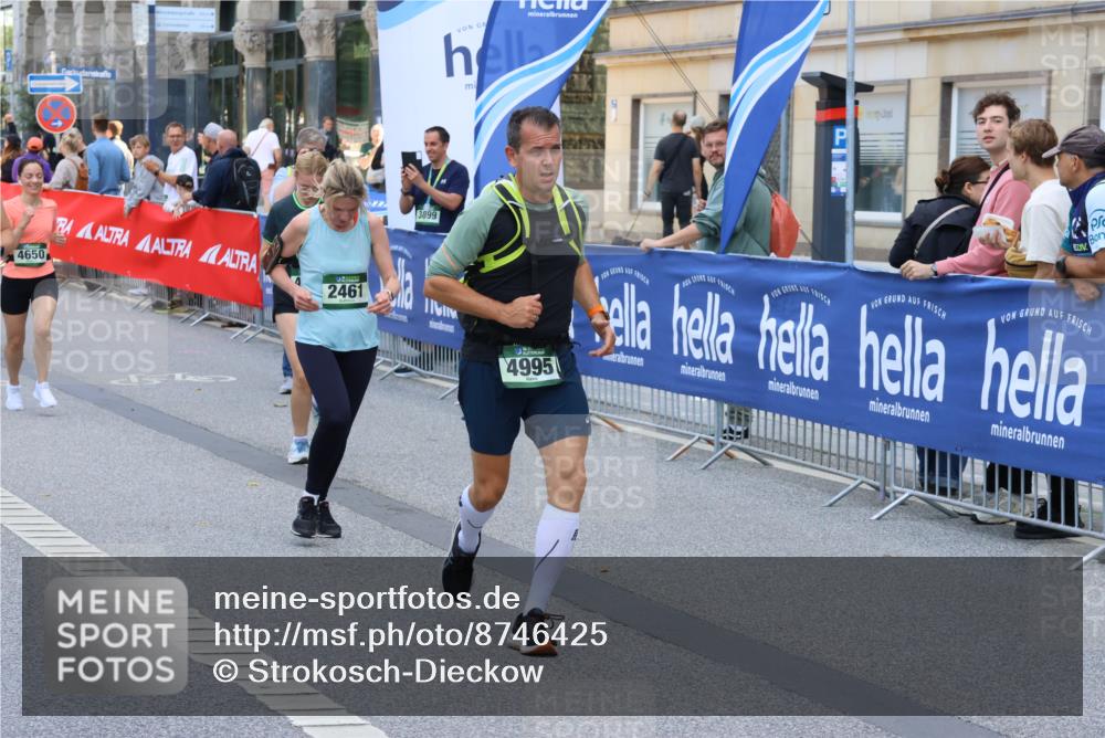 07.09.2025 - BARMER Alsterlauf Strokosch-Dieckow http://msf.ph/oto/8746425 07.09.2025 10:17:12 Ziel 2466, 3304, 3372, 3793, 4270, 4447, 4790, 4791, 5032, 5087, 5237, 5545, 5632, 5680, 5946, 8082 meine-sportfotos.de