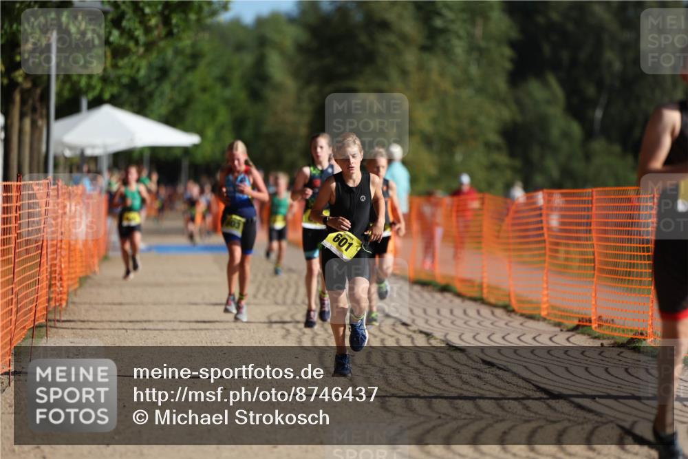07.09.2025 - 19. Norderstedt Triathlon Michael Strokosch http://msf.ph/oto/8746437 07.09.2025 09:44:33 Laufen 559, 601, 603, 614, 623, 625, 629 meine-sportfotos.de