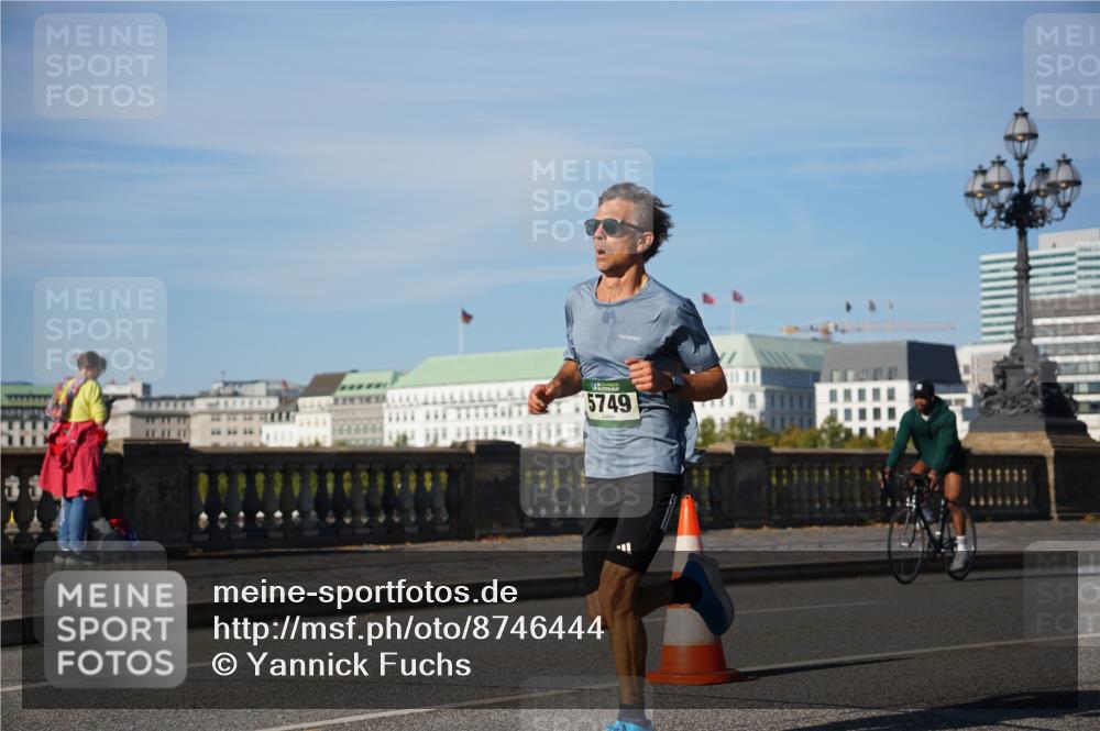 07.09.2025 - BARMER Alsterlauf Yannick Fuchs http://msf.ph/oto/8746444 07.09.2025 09:31:49 Laufen 5749 meine-sportfotos.de