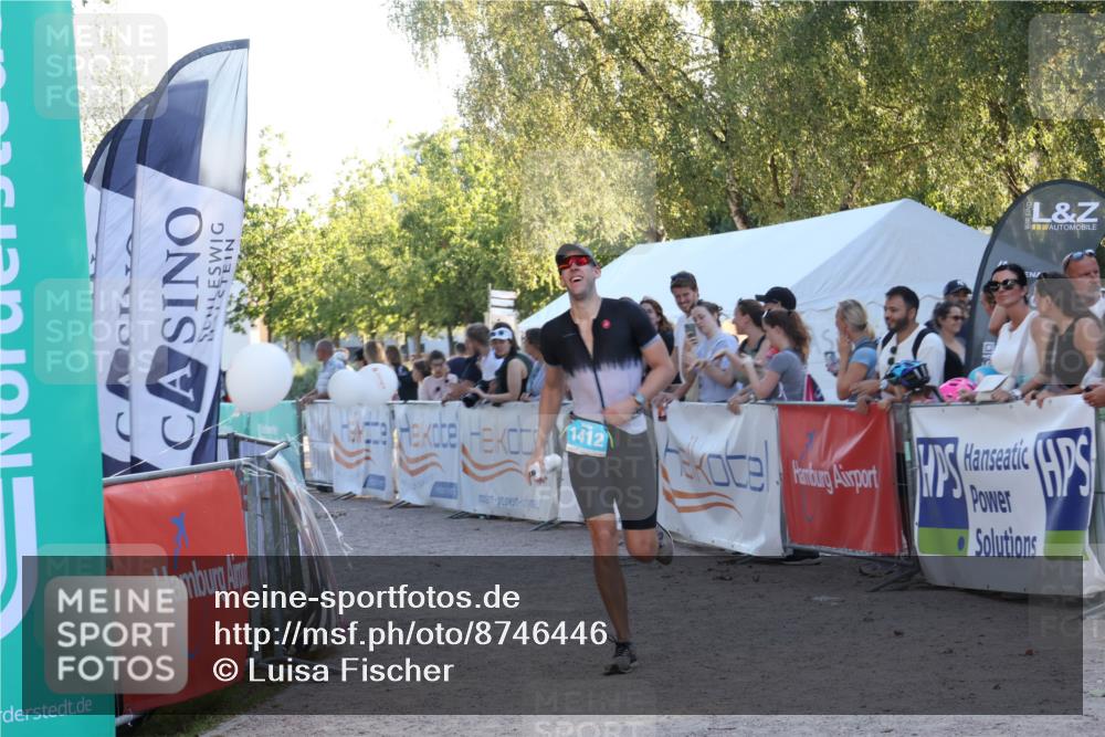 07.09.2025 - 19. Norderstedt Triathlon Luisa Fischer http://msf.ph/oto/8746446 07.09.2025 17:28:49 Ziel 1412 meine-sportfotos.de