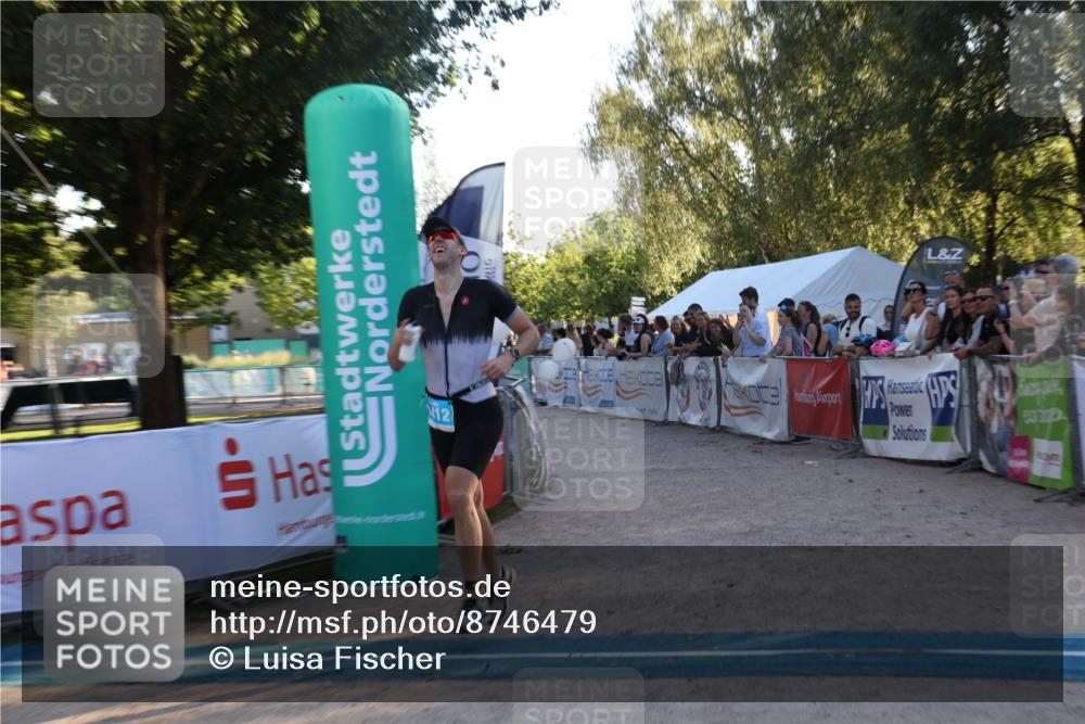07.09.2025 - 19. Norderstedt Triathlon Luisa Fischer http://msf.ph/oto/8746479 07.09.2025 17:28:51 Ziel 1412 meine-sportfotos.de