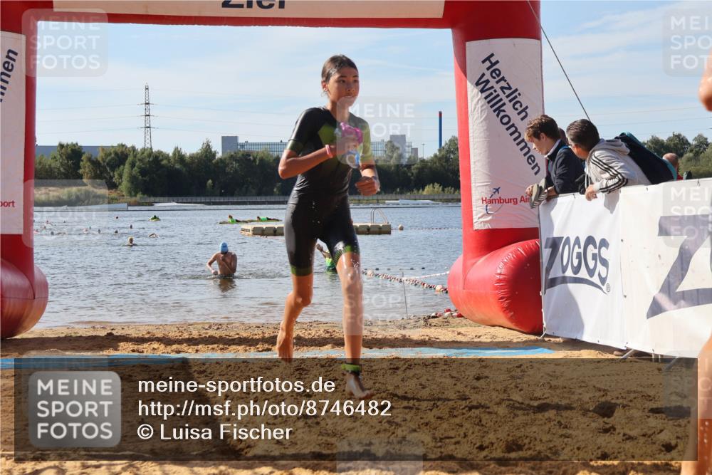 07.09.2025 - 19. Norderstedt Triathlon Luisa Fischer http://msf.ph/oto/8746482 07.09.2025 10:25:53 Schwimmen 99, 110 meine-sportfotos.de