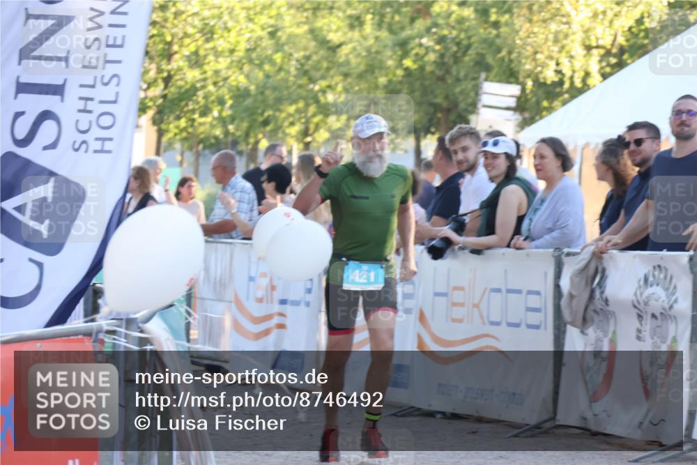 07.09.2025 - 19. Norderstedt Triathlon Luisa Fischer http://msf.ph/oto/8746492 07.09.2025 17:28:58 Ziel 1412 meine-sportfotos.de