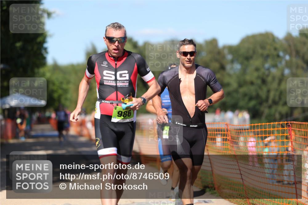 07.09.2025 - 19. Norderstedt Triathlon Michael Strokosch http://msf.ph/oto/8746509 07.09.2025 14:48:41 Laufen 911, 986, 997, 1010, 1025, 1039 meine-sportfotos.de