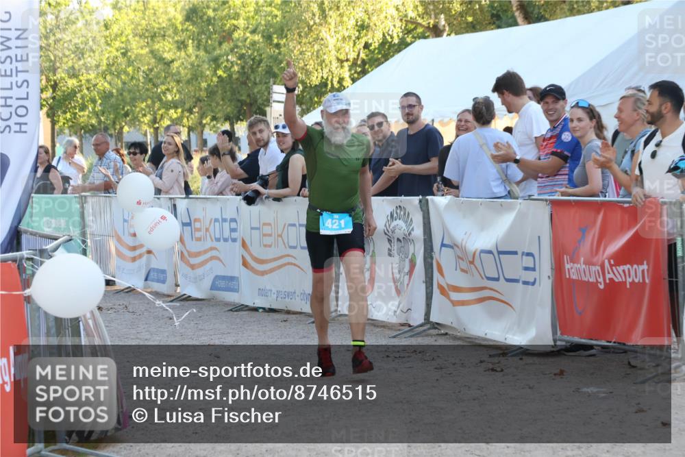 07.09.2025 - 19. Norderstedt Triathlon Luisa Fischer http://msf.ph/oto/8746515 07.09.2025 17:29:00 Ziel  meine-sportfotos.de