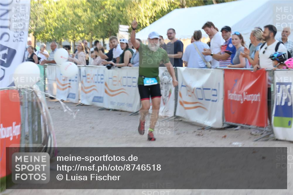07.09.2025 - 19. Norderstedt Triathlon Luisa Fischer http://msf.ph/oto/8746518 07.09.2025 17:29:00 Ziel  meine-sportfotos.de