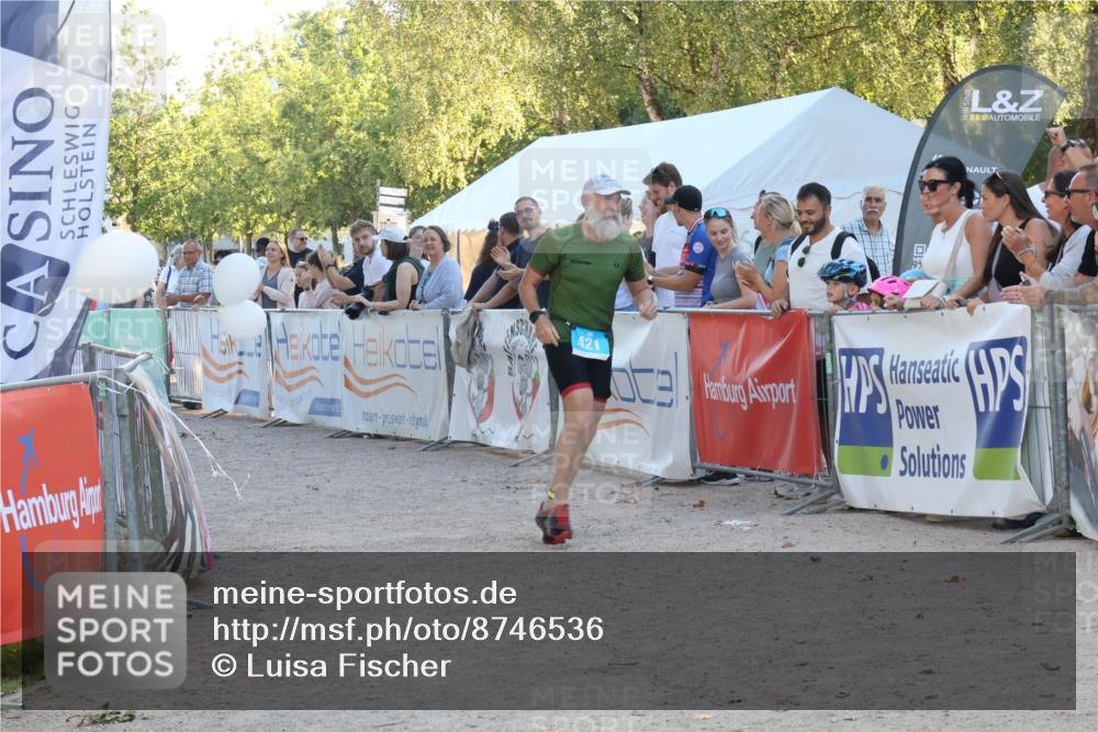07.09.2025 - 19. Norderstedt Triathlon Luisa Fischer http://msf.ph/oto/8746536 07.09.2025 17:29:01 Ziel  meine-sportfotos.de