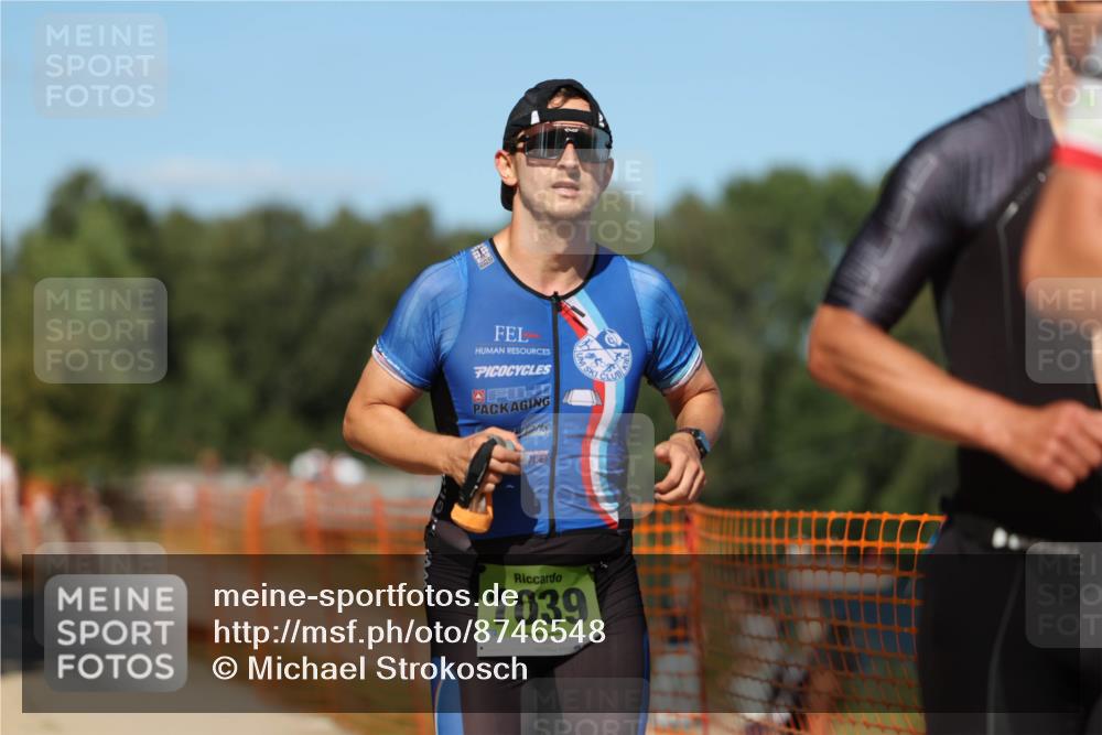 07.09.2025 - 19. Norderstedt Triathlon Michael Strokosch http://msf.ph/oto/8746548 07.09.2025 14:48:43 Laufen 911, 965, 986, 997, 1039 meine-sportfotos.de
