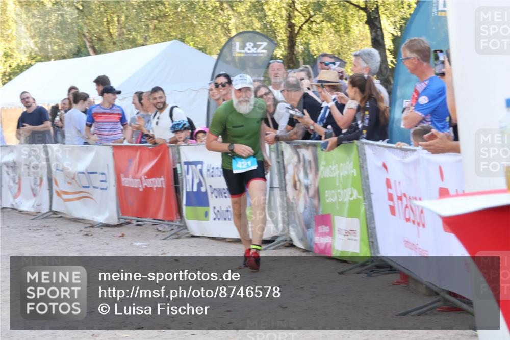 07.09.2025 - 19. Norderstedt Triathlon Luisa Fischer http://msf.ph/oto/8746578 07.09.2025 17:29:04 Ziel 421, 886 meine-sportfotos.de