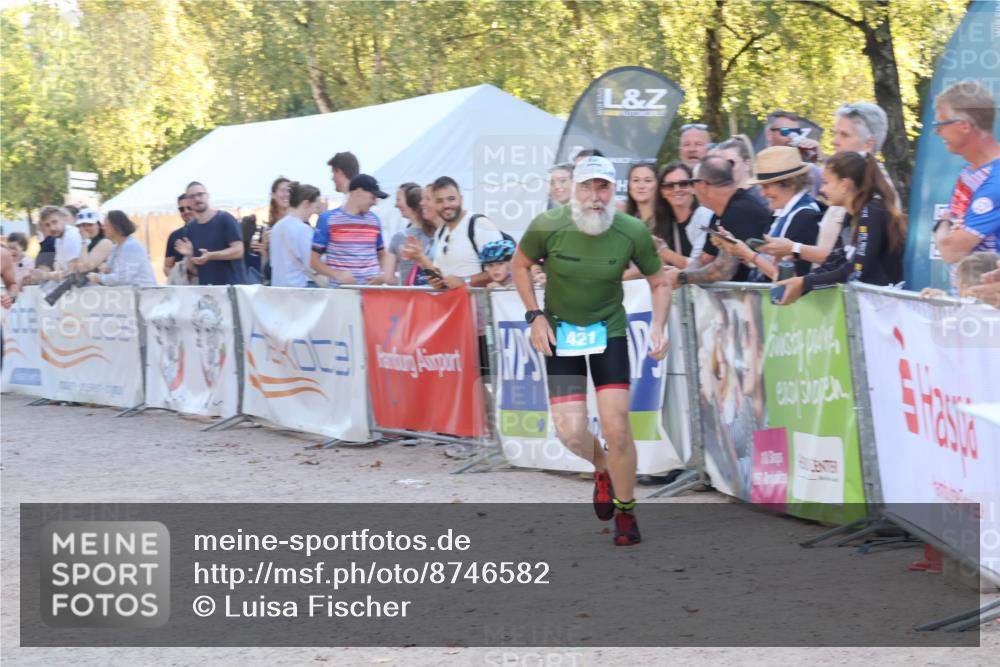 07.09.2025 - 19. Norderstedt Triathlon Luisa Fischer http://msf.ph/oto/8746582 07.09.2025 17:29:04 Ziel 421, 886 meine-sportfotos.de