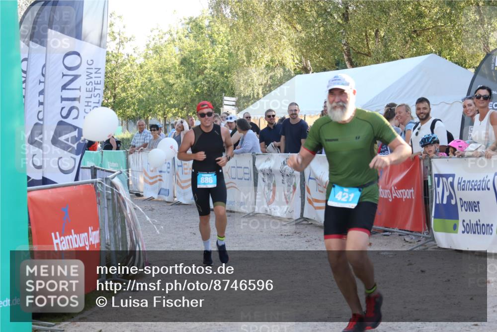 07.09.2025 - 19. Norderstedt Triathlon Luisa Fischer http://msf.ph/oto/8746596 07.09.2025 17:29:05 Ziel 421, 886 meine-sportfotos.de