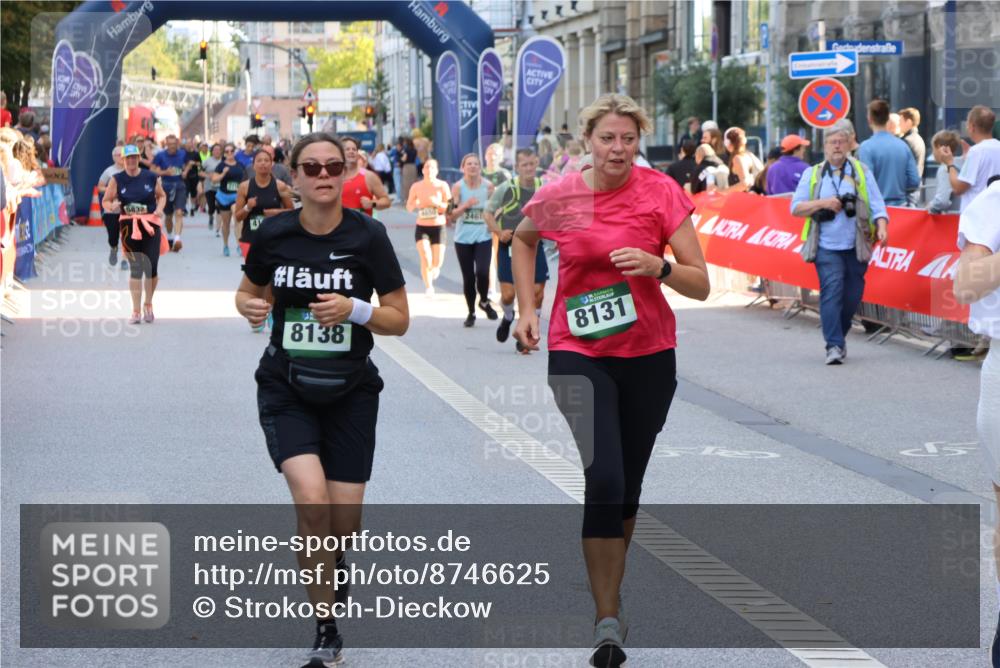 07.09.2025 - BARMER Alsterlauf Strokosch-Dieckow http://msf.ph/oto/8746625 07.09.2025 10:17:03 Ziel 2066, 2470, 2720, 2858, 2946, 3231, 3304, 3372, 3793, 3811, 4324, 4325, 4396, 4447, 4680, 4758, 4790, 4791, 5032, 5087, 5237, 5545, 5547, 5632, 5680, 8082 meine-sportfotos.de