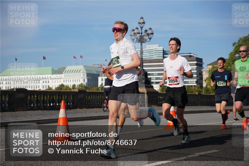 07.09.2025 - BARMER Alsterlauf Yannick Fuchs http://msf.ph/oto/8746637 07.09.2025 09:32:01 Laufen 8476, 2058, 2025, 8247 meine-sportfotos.de