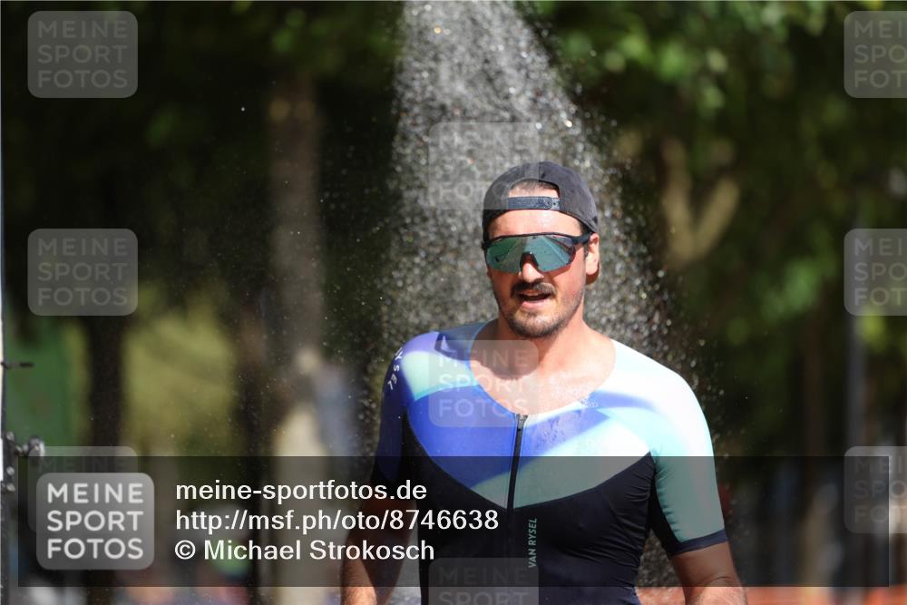 07.09.2025 - 19. Norderstedt Triathlon Michael Strokosch http://msf.ph/oto/8746638 07.09.2025 12:00:26 Laufen 714, 749, 1184 meine-sportfotos.de