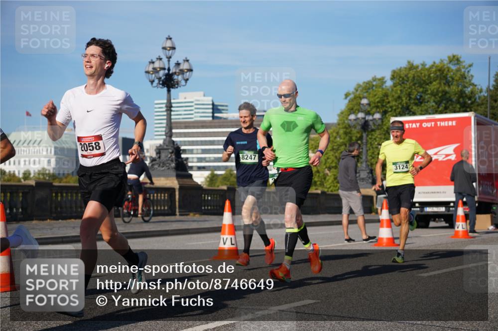 07.09.2025 - BARMER Alsterlauf Yannick Fuchs http://msf.ph/oto/8746649 07.09.2025 09:32:02 Laufen 2058, 2025, 8247, 3124 meine-sportfotos.de