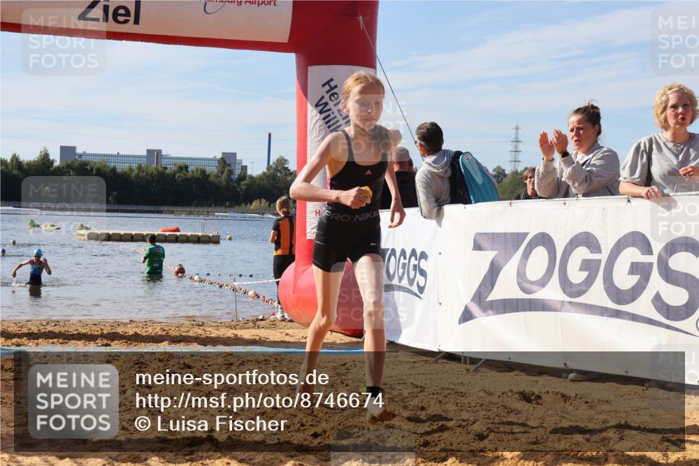 07.09.2025 - 19. Norderstedt Triathlon Luisa Fischer http://msf.ph/oto/8746674 07.09.2025 10:26:38 Schwimmen 78 meine-sportfotos.de