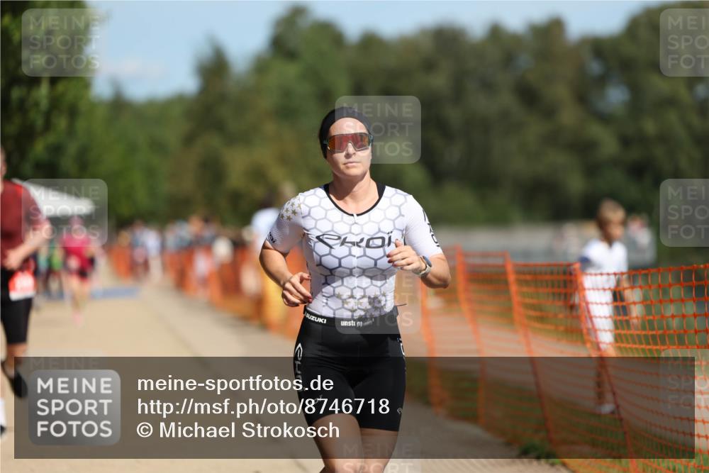 07.09.2025 - 19. Norderstedt Triathlon Michael Strokosch http://msf.ph/oto/8746718 07.09.2025 12:37:11 Laufen 260, 280, 719, 738, 861, 1244 meine-sportfotos.de