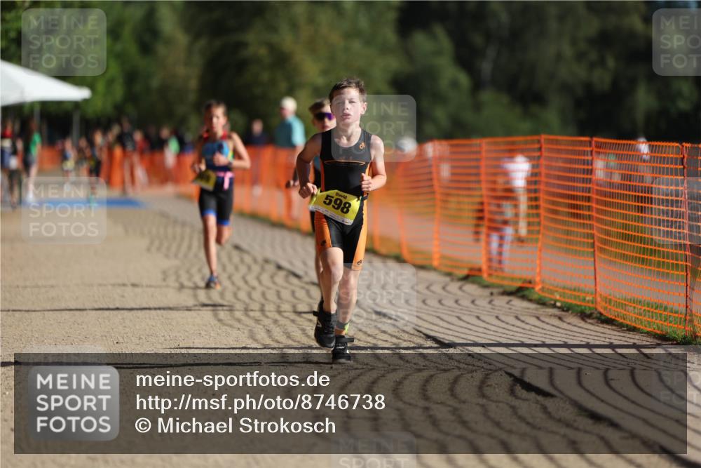 07.09.2025 - 19. Norderstedt Triathlon Michael Strokosch http://msf.ph/oto/8746738 07.09.2025 09:44:50 Laufen 569, 576, 598, 607, 618 meine-sportfotos.de