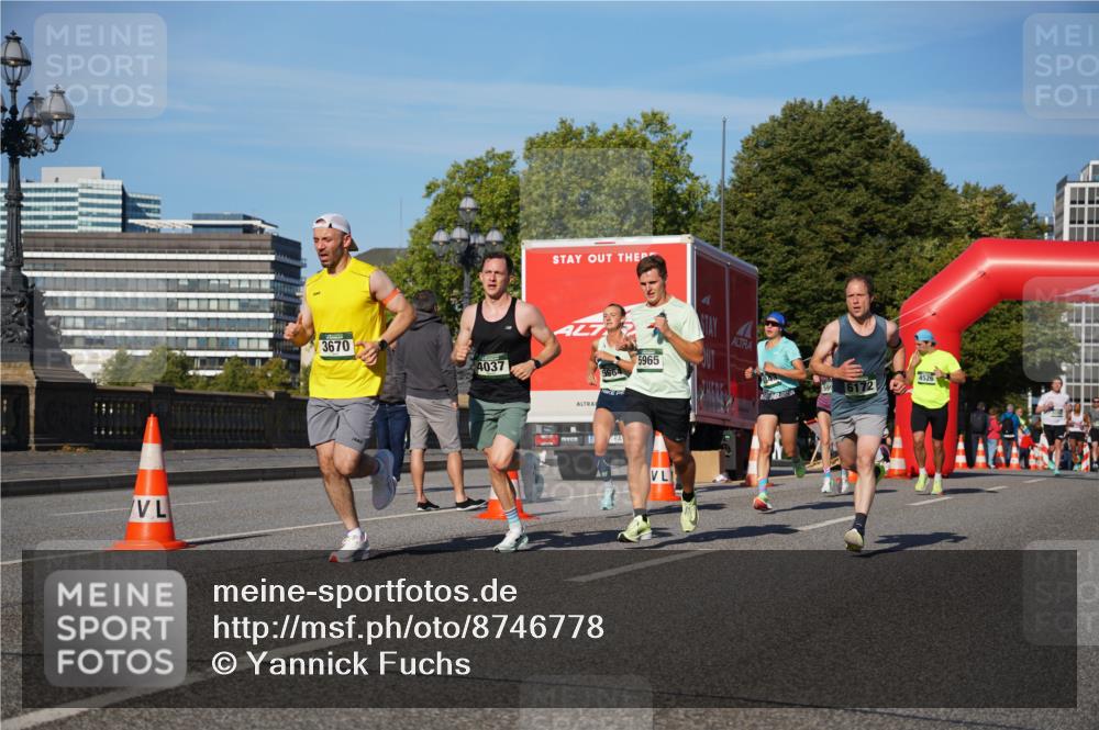 07.09.2025 - BARMER Alsterlauf Yannick Fuchs http://msf.ph/oto/8746778 07.09.2025 09:32:05 Laufen 3670, 4037, 5964, 5965, 599, 6172, 4526 meine-sportfotos.de