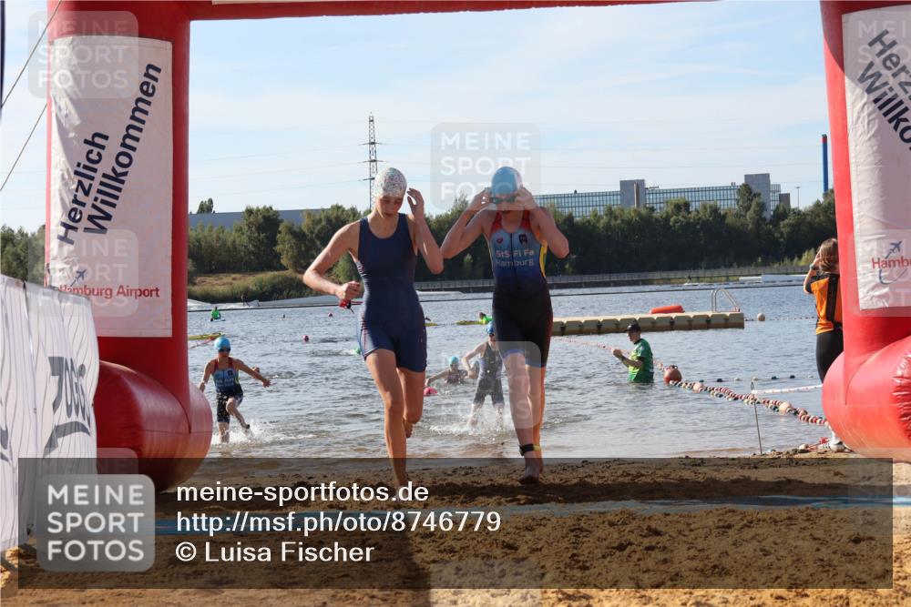 07.09.2025 - 19. Norderstedt Triathlon Luisa Fischer http://msf.ph/oto/8746779 07.09.2025 10:27:02 Schwimmen 56, 66, 641, 653 meine-sportfotos.de