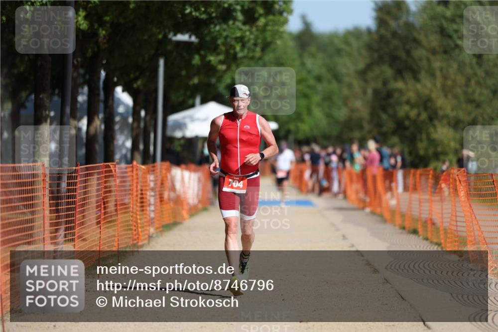 07.09.2025 - 19. Norderstedt Triathlon Michael Strokosch http://msf.ph/oto/8746796 07.09.2025 12:00:38 Laufen 704 meine-sportfotos.de