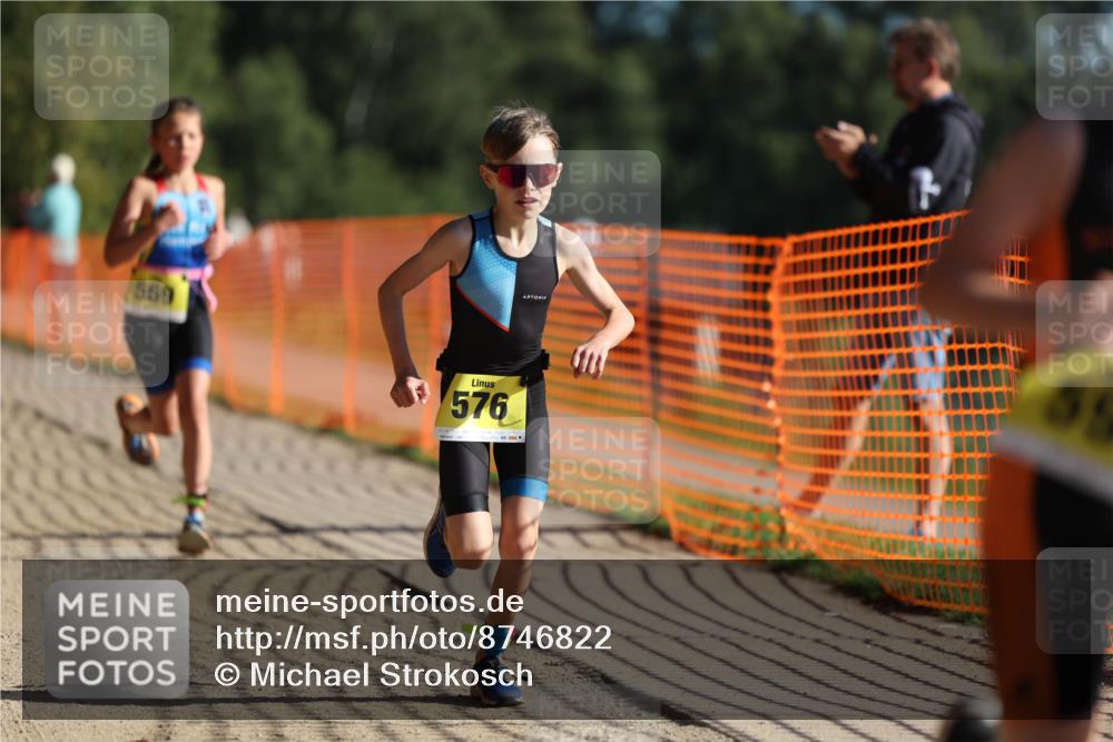 07.09.2025 - 19. Norderstedt Triathlon Michael Strokosch http://msf.ph/oto/8746822 07.09.2025 09:44:53 Laufen 569, 576, 598 meine-sportfotos.de
