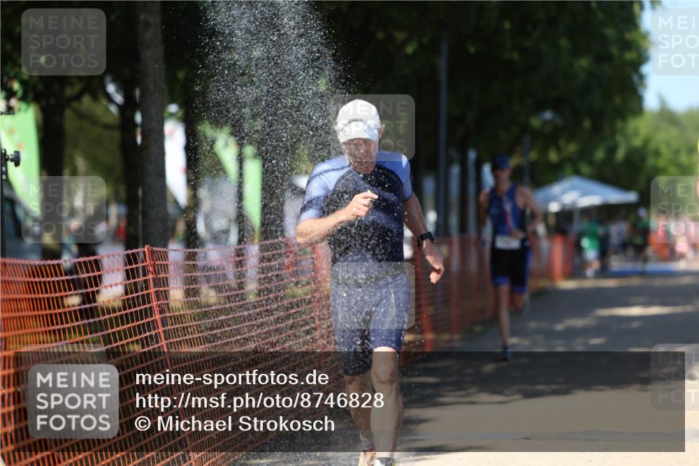 07.09.2025 - 19. Norderstedt Triathlon Michael Strokosch http://msf.ph/oto/8746828 07.09.2025 14:49:22 Laufen 1011, 1032, 1042 meine-sportfotos.de