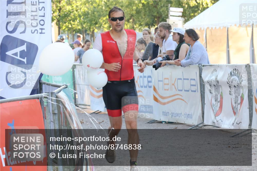 07.09.2025 - 19. Norderstedt Triathlon Luisa Fischer http://msf.ph/oto/8746838 07.09.2025 17:30:16 Ziel 894, 1444 meine-sportfotos.de