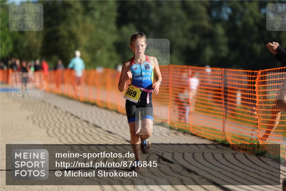07.09.2025 - 19. Norderstedt Triathlon Michael Strokosch http://msf.ph/oto/8746845 07.09.2025 09:44:54 Laufen 569, 576, 598 meine-sportfotos.de
