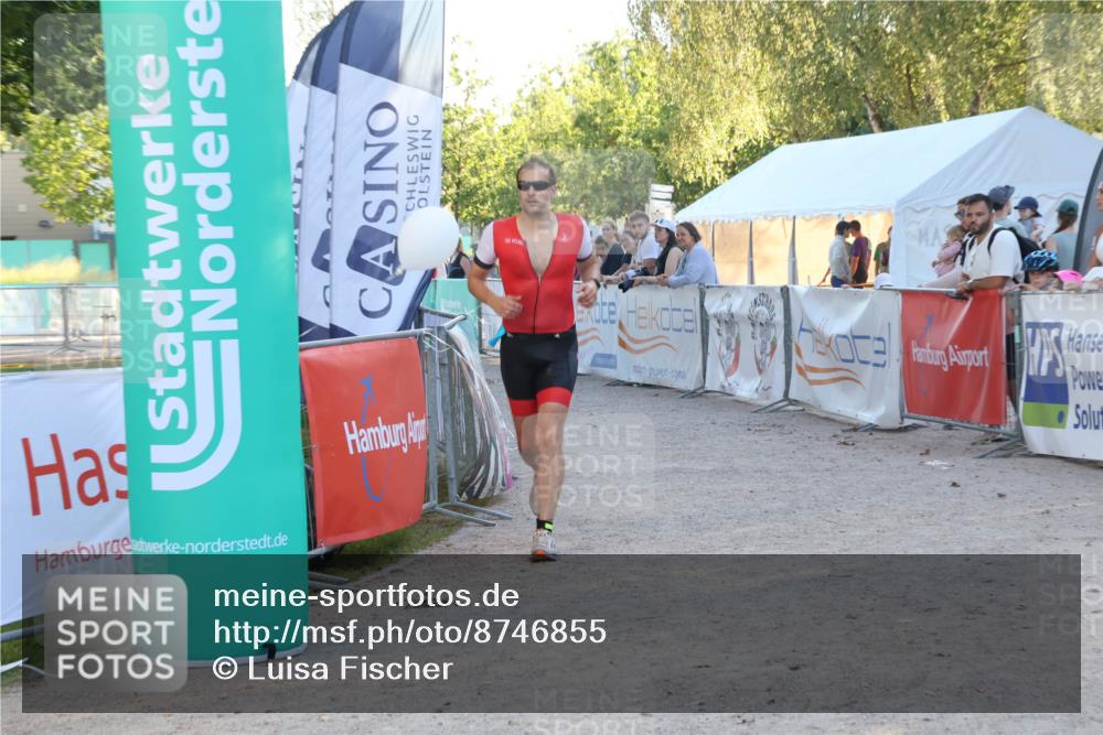 07.09.2025 - 19. Norderstedt Triathlon Luisa Fischer http://msf.ph/oto/8746855 07.09.2025 17:30:18 Ziel 894, 1444 meine-sportfotos.de