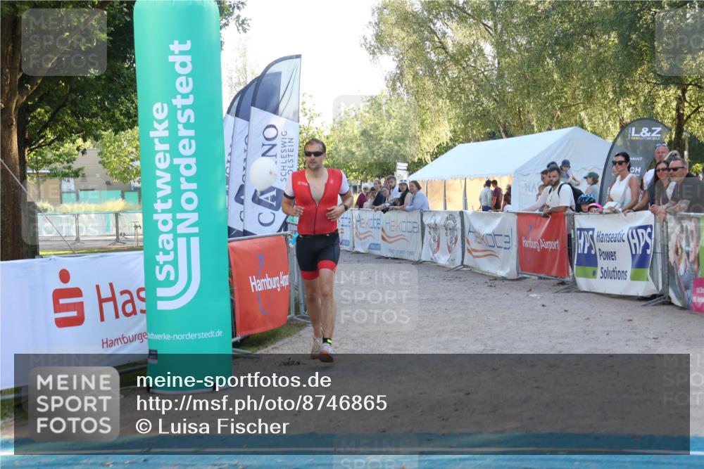 07.09.2025 - 19. Norderstedt Triathlon Luisa Fischer http://msf.ph/oto/8746865 07.09.2025 17:30:18 Ziel 894, 1444 meine-sportfotos.de