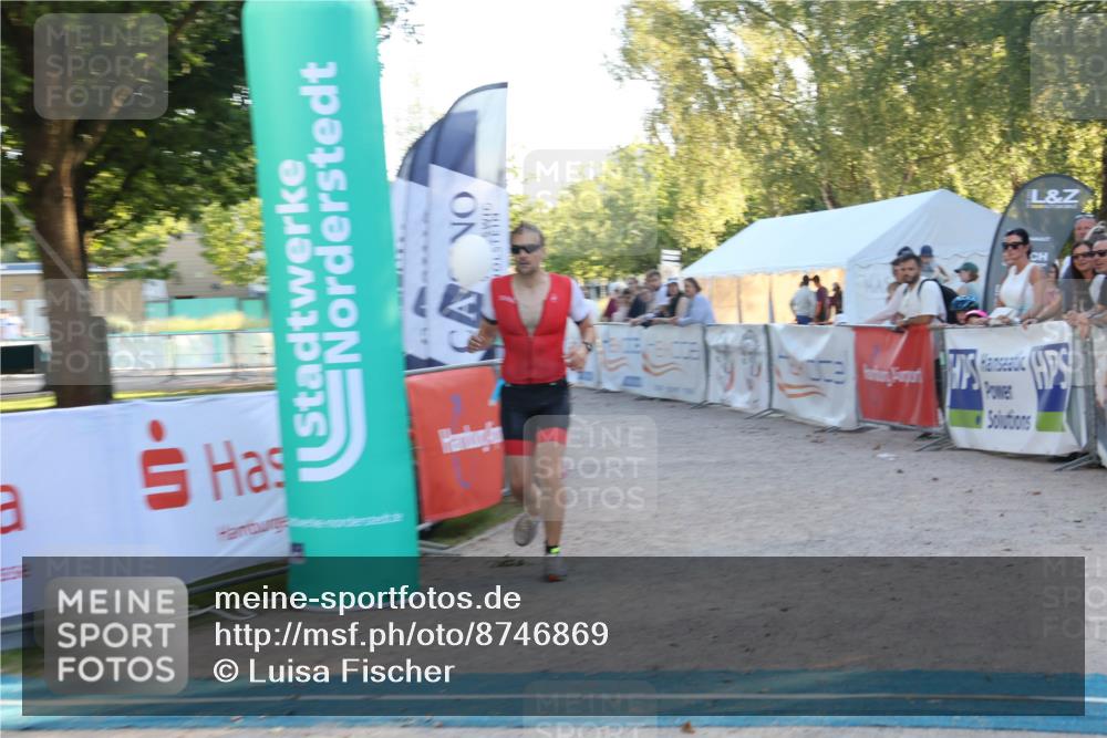 07.09.2025 - 19. Norderstedt Triathlon Luisa Fischer http://msf.ph/oto/8746869 07.09.2025 17:30:19 Ziel 894, 1444 meine-sportfotos.de