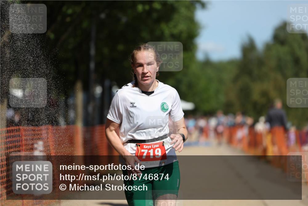 07.09.2025 - 19. Norderstedt Triathlon Michael Strokosch http://msf.ph/oto/8746874 07.09.2025 12:37:19 Laufen 719, 861, 1339, 1367 meine-sportfotos.de