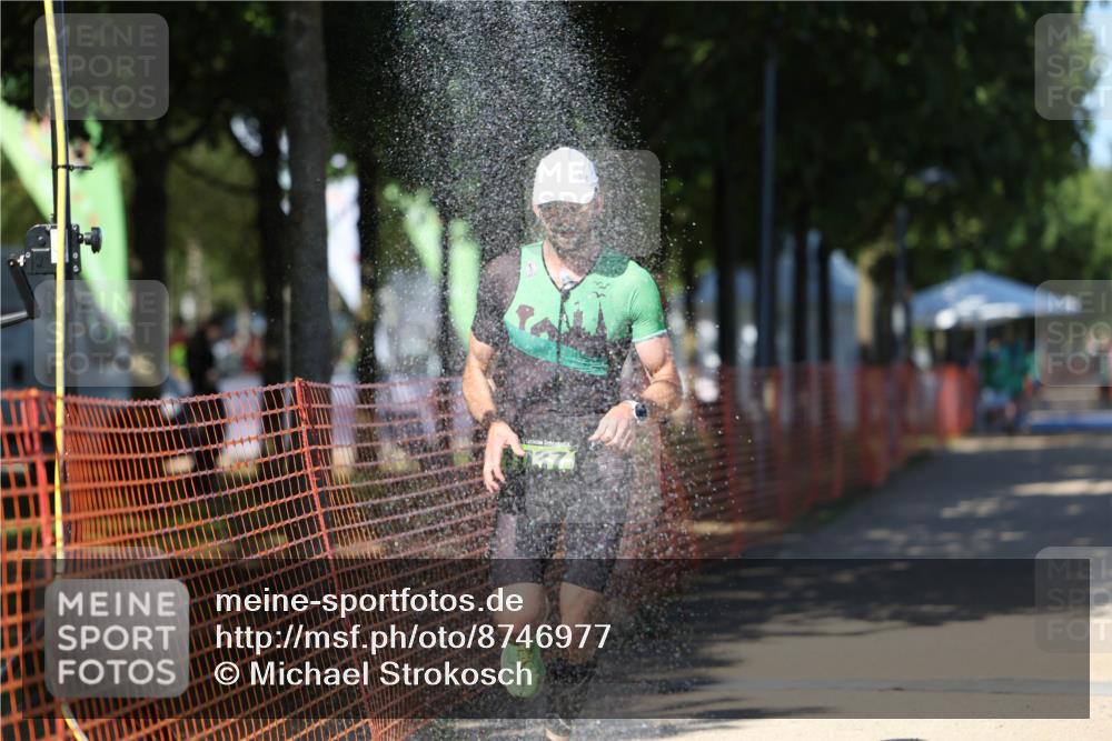 07.09.2025 - 19. Norderstedt Triathlon Michael Strokosch http://msf.ph/oto/8746977 07.09.2025 14:49:35 Laufen 1037 meine-sportfotos.de