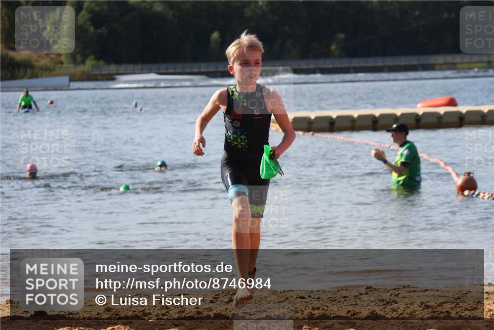07.09.2025 - 19. Norderstedt Triathlon Luisa Fischer http://msf.ph/oto/8746984 07.09.2025 10:27:48 Schwimmen 85 meine-sportfotos.de