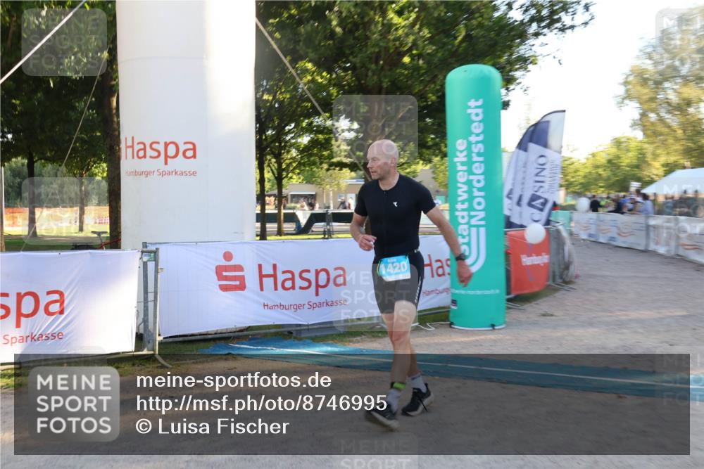 07.09.2025 - 19. Norderstedt Triathlon Luisa Fischer http://msf.ph/oto/8746995 07.09.2025 17:31:15 Ziel 1420 meine-sportfotos.de