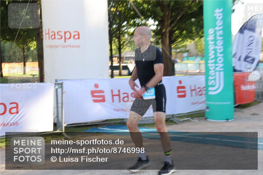 07.09.2025 - 19. Norderstedt Triathlon Luisa Fischer http://msf.ph/oto/8746998 07.09.2025 17:31:16 Ziel 1420 meine-sportfotos.de
