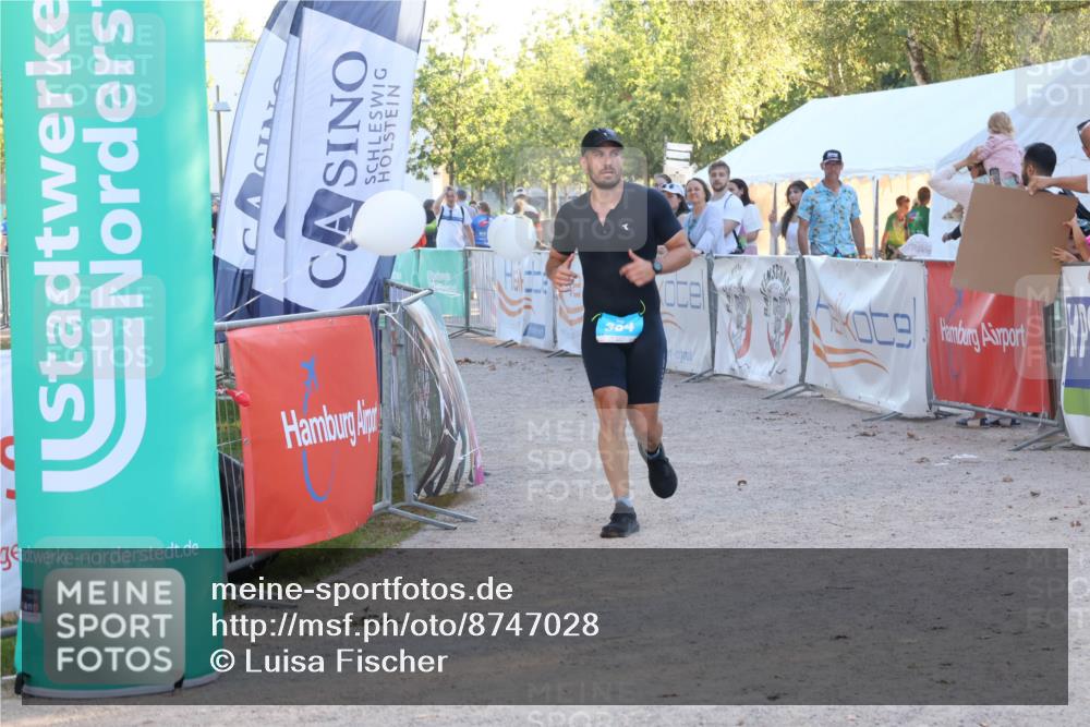 07.09.2025 - 19. Norderstedt Triathlon Luisa Fischer http://msf.ph/oto/8747028 07.09.2025 17:31:32 Ziel 384 meine-sportfotos.de
