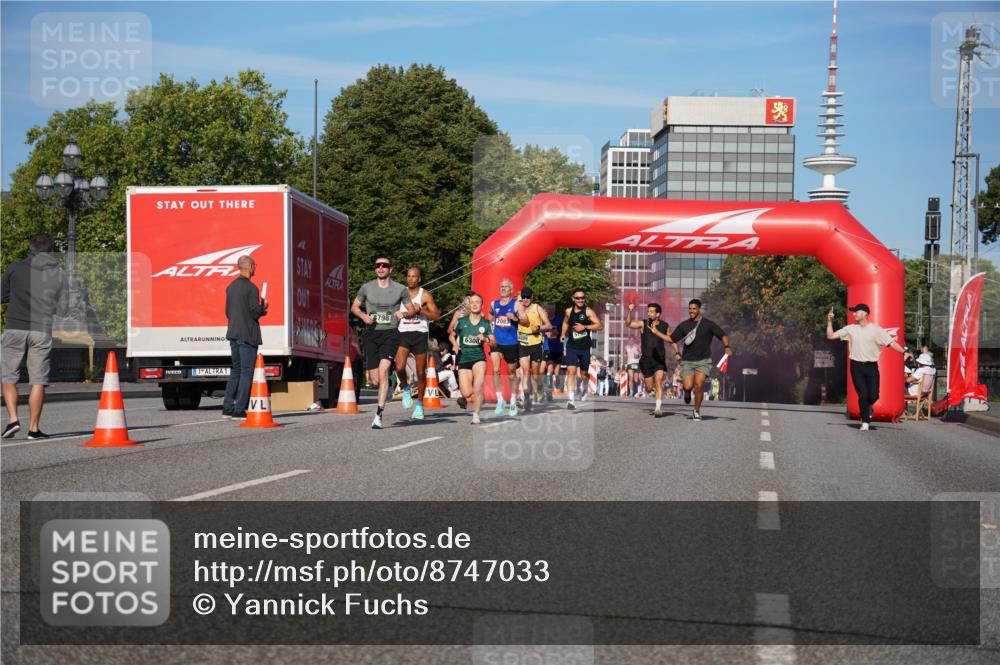 07.09.2025 - BARMER Alsterlauf Yannick Fuchs http://msf.ph/oto/8747033 07.09.2025 09:32:15 Laufen 1, 4798, 5750, 6308 meine-sportfotos.de