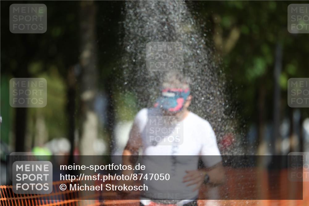 07.09.2025 - 19. Norderstedt Triathlon Michael Strokosch http://msf.ph/oto/8747050 07.09.2025 12:00:55 Laufen 284, 1152 meine-sportfotos.de