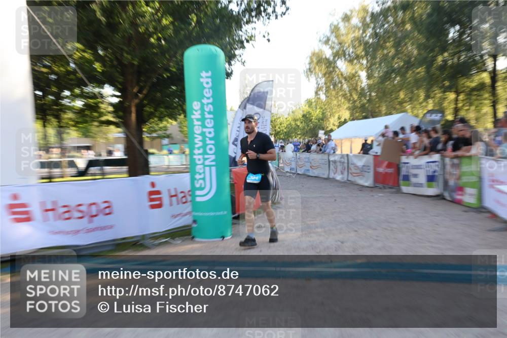 07.09.2025 - 19. Norderstedt Triathlon Luisa Fischer http://msf.ph/oto/8747062 07.09.2025 17:31:34 Ziel 384 meine-sportfotos.de