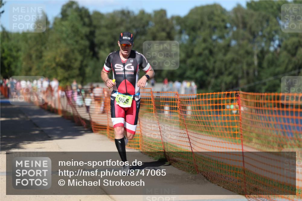 07.09.2025 - 19. Norderstedt Triathlon Michael Strokosch http://msf.ph/oto/8747065 07.09.2025 14:49:43 Laufen 985 meine-sportfotos.de