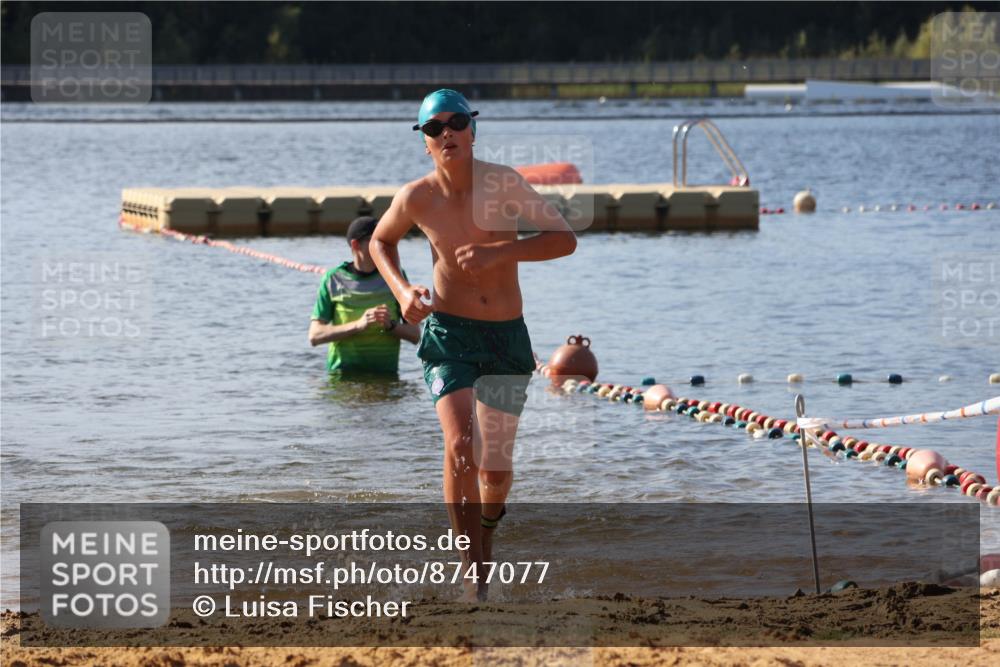 07.09.2025 - 19. Norderstedt Triathlon Luisa Fischer http://msf.ph/oto/8747077 07.09.2025 10:28:13 Schwimmen 94, 116, 644 meine-sportfotos.de