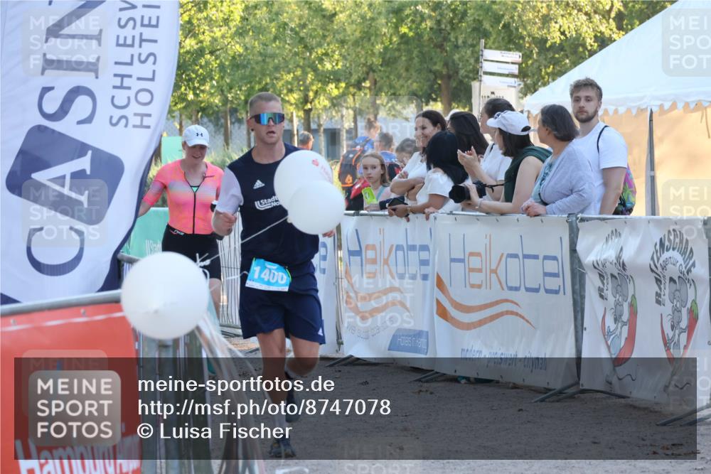 07.09.2025 - 19. Norderstedt Triathlon Luisa Fischer http://msf.ph/oto/8747078 07.09.2025 17:31:52 Ziel 1400 meine-sportfotos.de