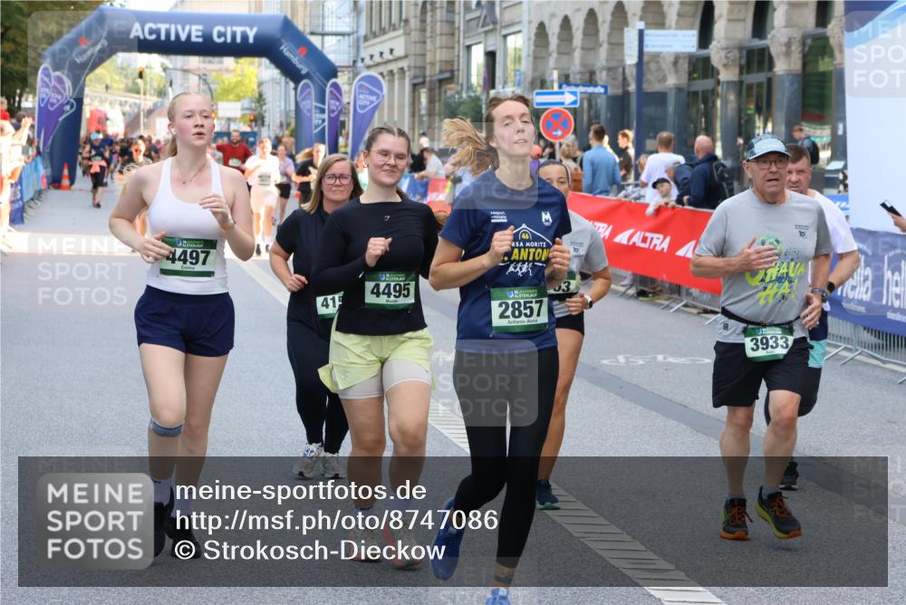 07.09.2025 - BARMER Alsterlauf Strokosch-Dieckow http://msf.ph/oto/8747086 07.09.2025 10:16:52 Ziel 2031, 2066, 2222, 2268, 2447, 2448, 2470, 2555, 2718, 2720, 2858, 2946, 3231, 3811, 4065, 4109, 4324, 4325, 4396, 4492, 4650, 4680, 4758, 5232, 5547, 6292 meine-sportfotos.de