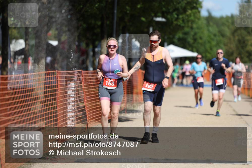 07.09.2025 - 19. Norderstedt Triathlon Michael Strokosch http://msf.ph/oto/8747087 07.09.2025 12:37:35 Laufen 162, 163, 192, 699, 761 meine-sportfotos.de