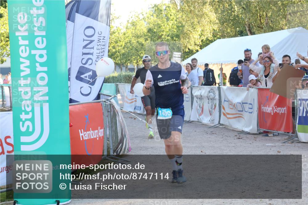 07.09.2025 - 19. Norderstedt Triathlon Luisa Fischer http://msf.ph/oto/8747114 07.09.2025 17:31:54 Ziel 914, 1400, 1442 meine-sportfotos.de